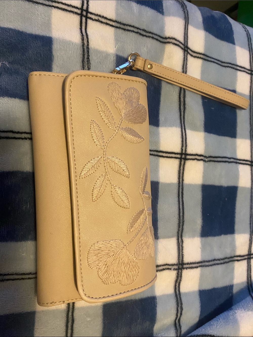 Cato Nude Beige Floral Embroidered Wristlet Clutch